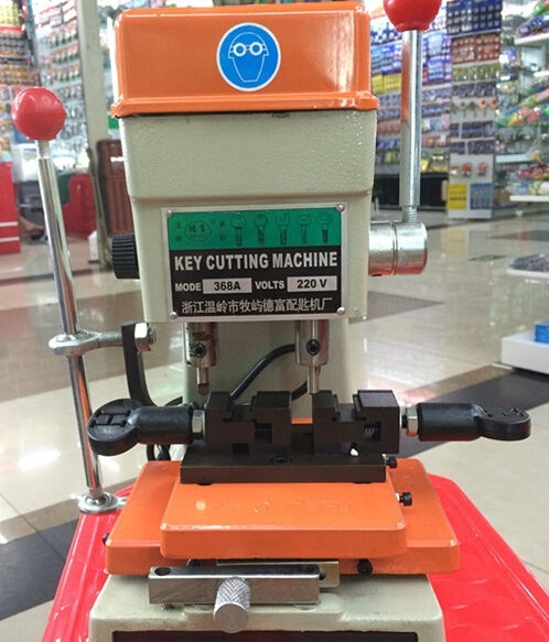 368A universal key cutting machine for door and car key Cutting Machine ...